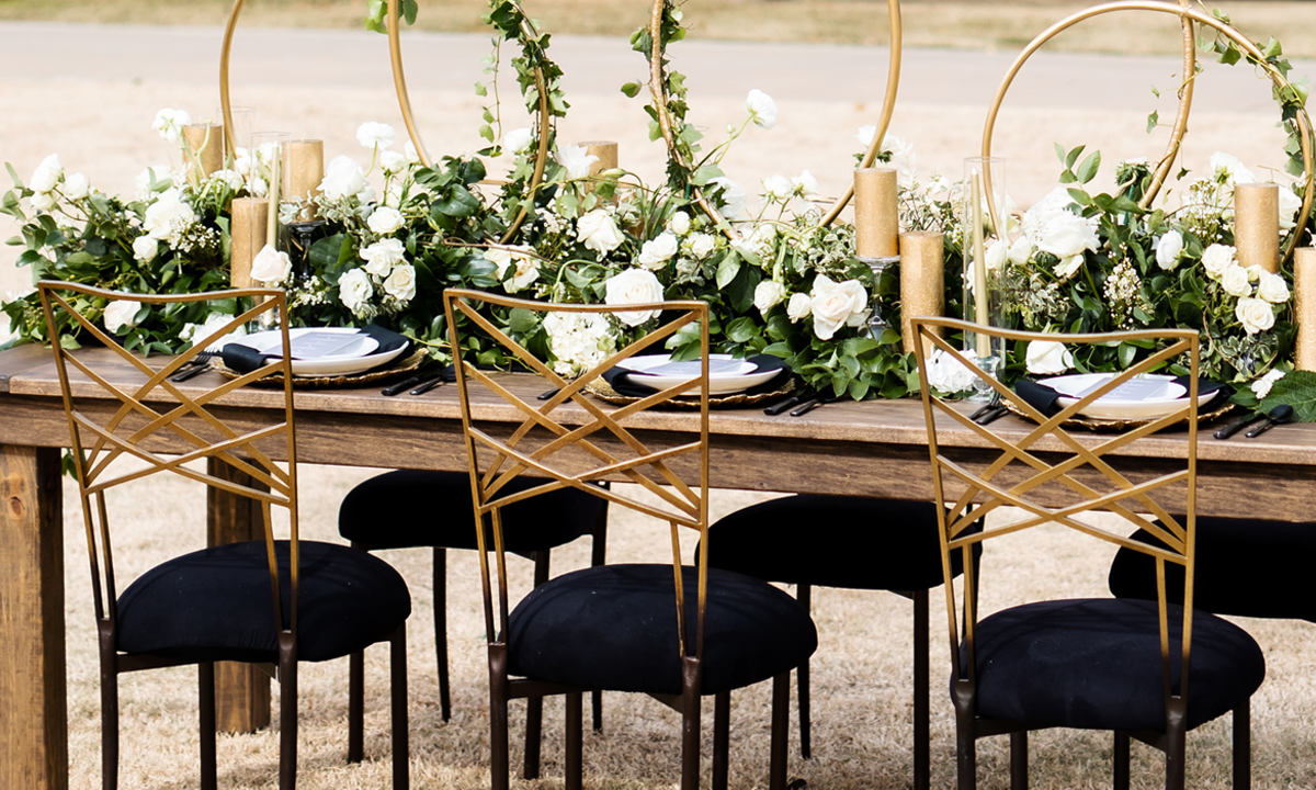 Black and Gold Wedding Palette at the Olana