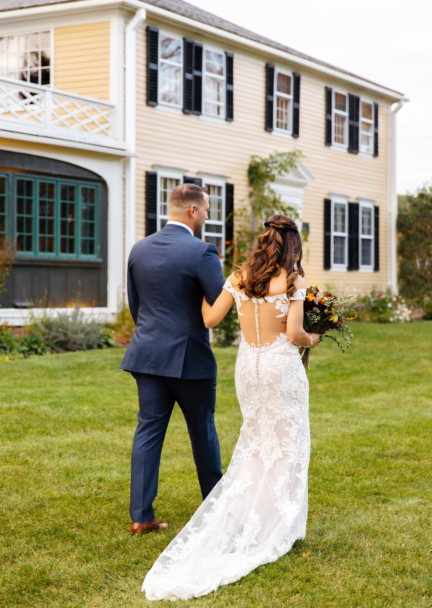 Salem Cross Inn Massachusetts Wedding Photographer